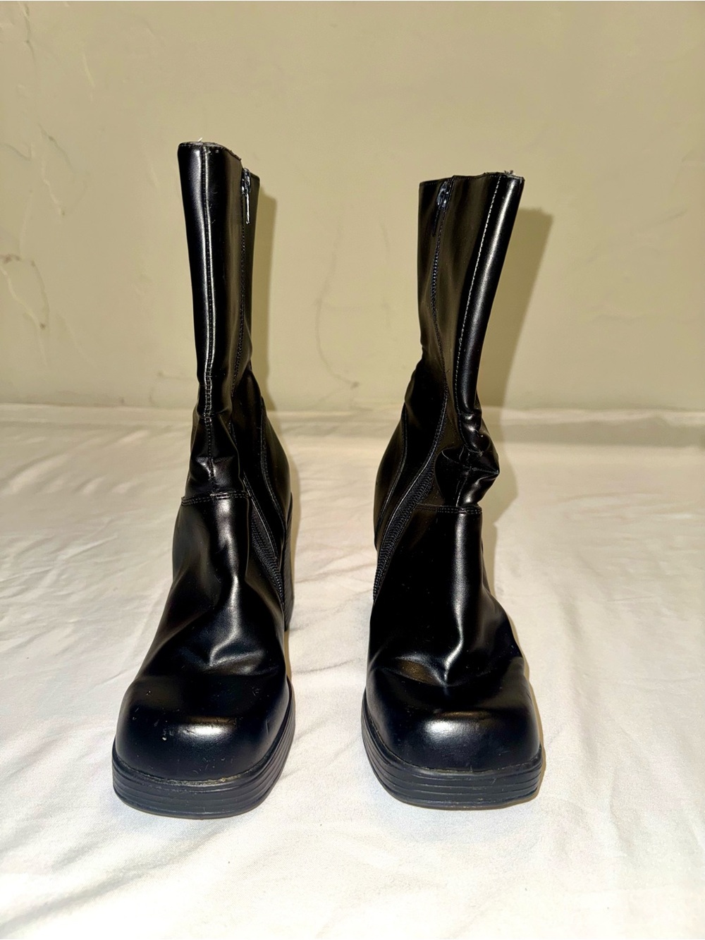 Black Women's Mid-Calf Zip Front Boots